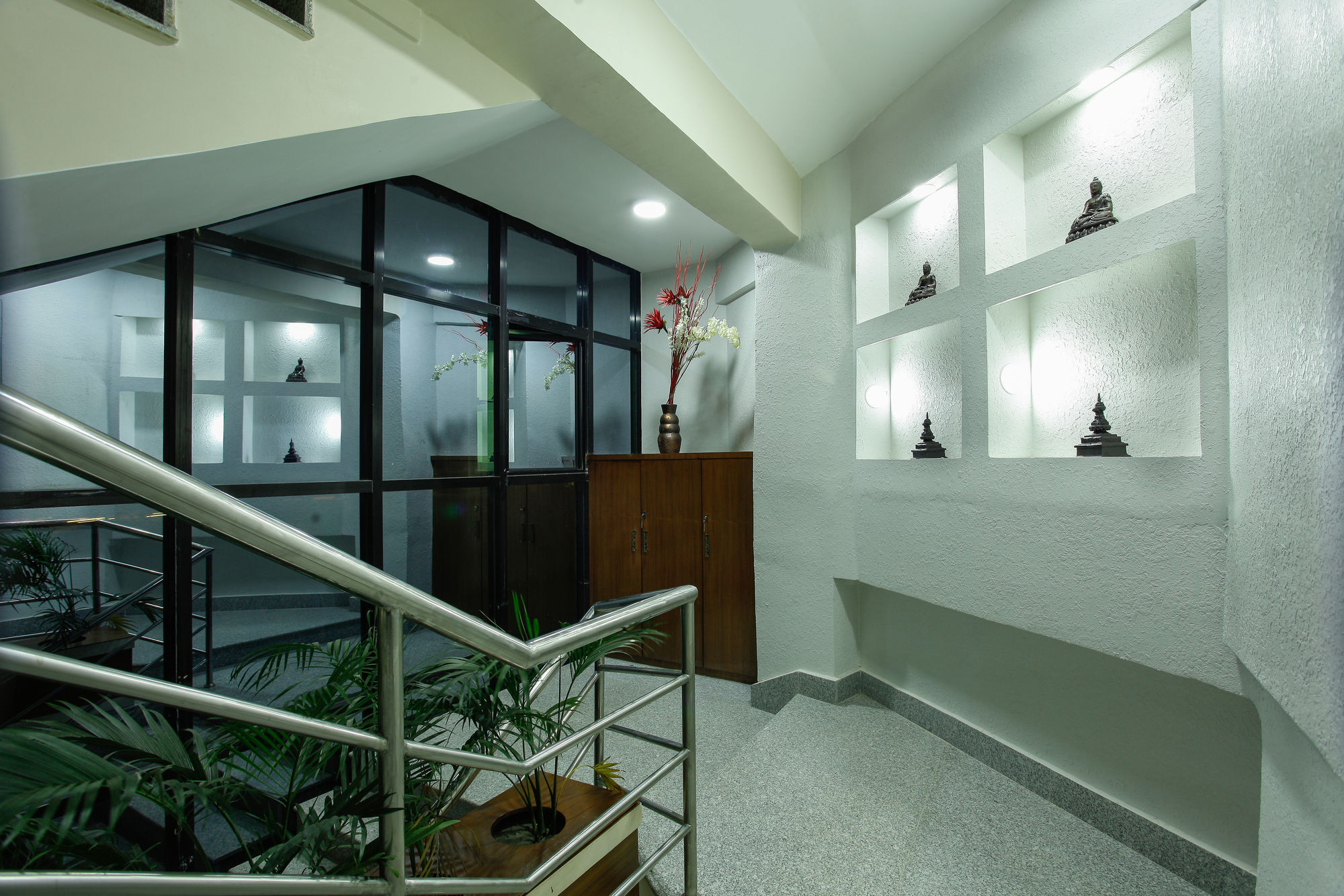 Hotel Meridian Suite Katmandu Zewnętrze zdjęcie