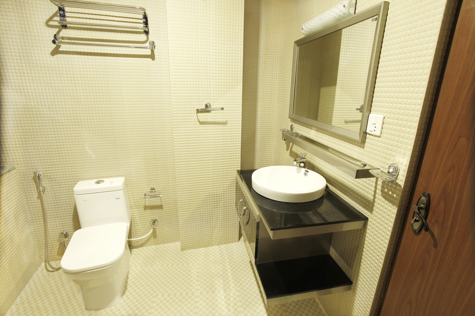 Hotel Meridian Suite Katmandu Zewnętrze zdjęcie